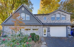 99 Rue Labelle, Hull, Quebec J8Y0A6