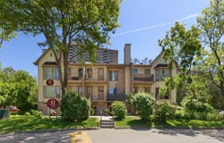 42 Imp. des Lilas, Hull, Quebec J9A2S9