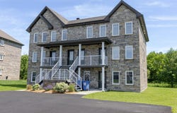 321 Av. des Diamants, Sainte-Marie, QC G6E4H4, CA, Sainte-Marie, Quebec G6E4H4