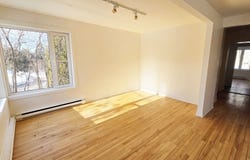1233 Rue Dumouchel, Sainte-Adèle, Quebec J8B1V9