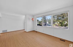10751 164 ST NW, Edmonton, Alberta T5P3S1