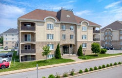 245 Rue Bohémier, Mascouche, QC J7K0A8, CA, Mascouche, Quebec J7K0A8