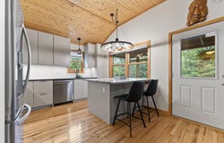 141 Canyon Point Road, Vaughan, Nova Scotia B0N 2T0