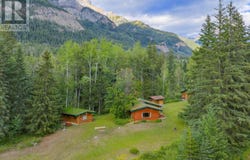 1739 Campbell Road, Golden, British Columbia V0A1H7