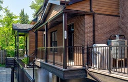 230 Rue Grant, Longueuil (Le Vieux-Longueuil), Quebec J4H 3H7