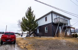 279-281 Rue Principale O., Saint-Nazaire, QC G0W2V0, CA, Saint-Nazaire, Quebec G0W2V0