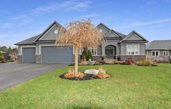 16 Deanna Drive, Wasaga Beach, Ontario L9Z1J5