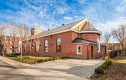 148 Rue Jacques-Cartier N., Saint-Jean-sur-Richelieu, Quebec J3B 6S6