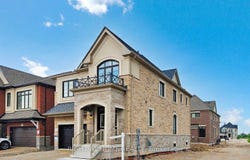 328 Bergamot Avenue, Milton, Ontario L9E1Y8