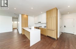 9570 Fifth Street, Sidney, British Columbia V8L2W5