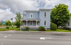 305-305B Route 138, Saint-Augustin-de-Desmaures, QC G3A1G7, CA, Saint-Augustin-de-Desmaures, Quebec G3A1G7