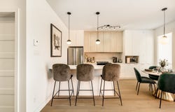 9255 Boul. de la Grande-Allée 104, Mirabel, Quebec J7J 0N6