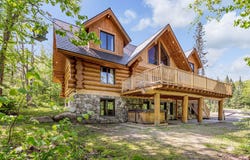 24 Ch. de la Ste-Berthe, Petite-Rivière-Saint-François, Quebec G0A 2L0