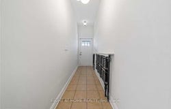 136 Macnab Street N, Hamilton, Ontario L8R2M3
