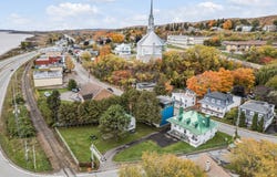 8036 Av. Royale, Château-Richer, Quebec G0A1N0