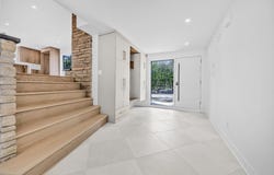 40 Rue Northview, Rosemère, Quebec J7A 1N2