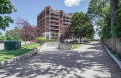 2050 Rue des Sarcelles, Vaudreuil-Dorion, QC J7V0J3, CA, Vaudreuil-Dorion, Quebec J7V0J3