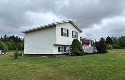121 Pipers Lane, Inverside, Nova Scotia B0E 1N0