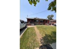 8-10 Thistle Down Boulevard, Toronto, Ontario M9V1H8