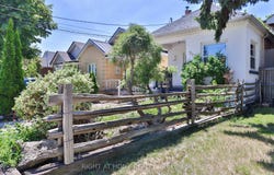 948 Runnymede Road, Toronto, Ontario M6N3W4