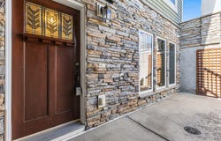 50 Mike Ralph Way SW, Calgary, Alberta T3E