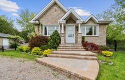 7680 Av. Arlington, Saint-Hubert, QC J3Y5B8, CA, Saint-Hubert, Quebec J3Y5B8