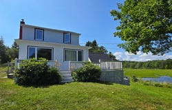 632 Oakland Road, Indian Point, Nova Scotia B0J 2E0