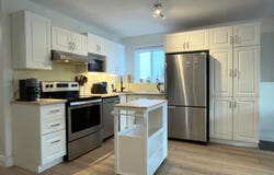 37 Av. Joubert, Candiac, Quebec J5R5T8