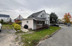 650 Rue Bergeron, Alma, Quebec G8B1T5