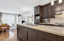 5757 Rue Hadley, Le Sud-Ouest, Quebec H4E3N5