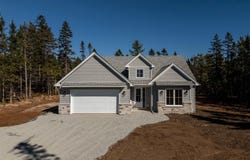 56 Parish Street, Fall River, Nova Scotia B2T0W9
