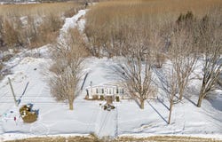 1 Rue St-Joseph, Windsor, Quebec J1S2E6