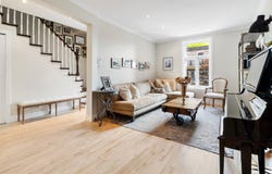 238 Rue Bourget, Montréal (Le Sud-Ouest), Quebec H4C 2M3