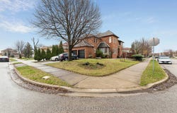 39 Banner Road, Brampton, Ontario L6X4K8