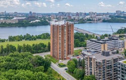 285 Rue Laurier 2101, Gatineau (Hull), Quebec J8X 3W9