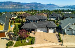 440 Audubon Court, Kelowna, British Columbia V1W5K3