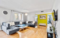 6880 Boul. des Roseraies, Anjou, QC H1M3R7, CA, Anjou, Quebec H1M3R7