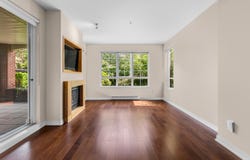 2940 King George Boulevard, Surrey, British Columbia V4P0E5