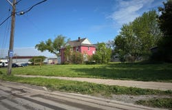 4160 VICTORIA Avenue, Niagara Falls, Ontario L2E 4B4