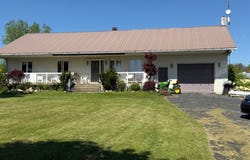 122 Rg Bogton, Saint-Bernard-de-Lacolle, QC J0J1V0, CA, Saint-Bernard-de-Lacolle, Quebec J0J1V0