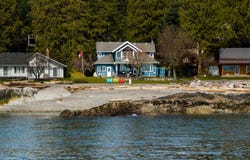 1537 Mccullough Road, Sechelt, British Columbia V7Z 0A5