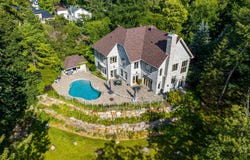 11 Rue de Châteauneuf, Montréal (L'Île-Bizard/Sainte-Geneviève), Quebec H9C 2Y5