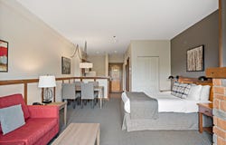 151 Ch. du Curé-Deslauriers 339, Mont-Tremblant, Quebec J8E 1T1