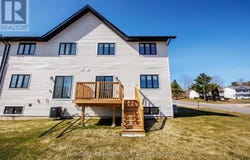 52 Lahey Crescent, Penetanguishene, Ontario L9M0W1
