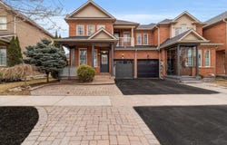 63 Chelton Drive, Richmond Hill, Ontario L4E4A8
