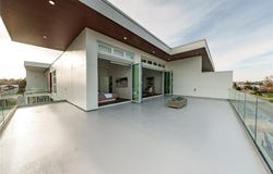 9570 Fifth St, Sidney, British Columbia V8L2W5