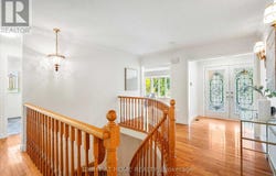 94 Lake Driveway Way W, Ajax, Ontario L1S4T2