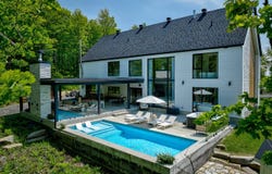 201 Rue des Cimes, Shefford, Quebec J2M 1N9