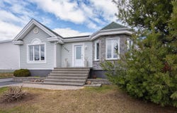 1942 Rue Morin, Val-d'Or, Quebec J9P6W1