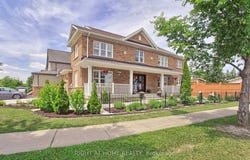 468 Langford Boulevard, Bradford West Gwillimbury, Ontario L3Z0K8
